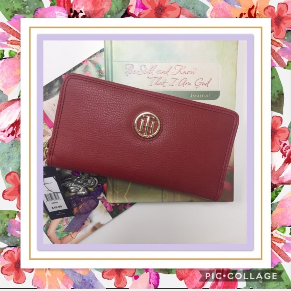 ⬇️Last TOMMY HILFIGER RED LONG WALLET